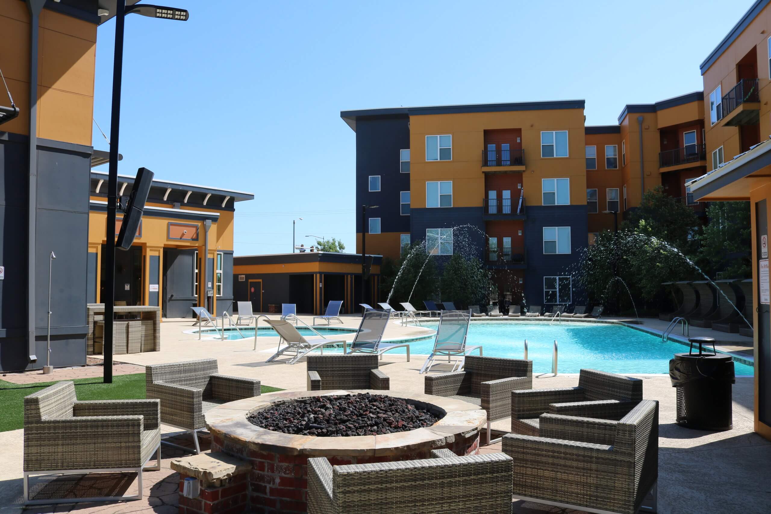 Beach Entry Resort-Style Pool